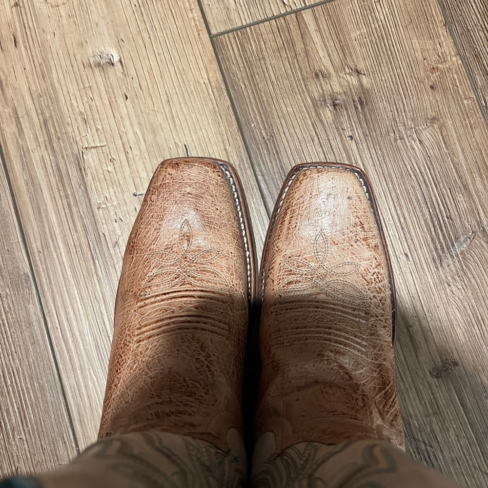 JUSTIN BOOTS WOMENS TAN SMOOTH OSTRICH WESTERN BOOTS SQUARE TOE SIZE 10 LIKE NEW - Picture 6 of 8